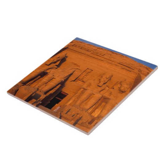 AF, Ägypten, Abu Simbel. Fassade bei Sonnenunterga Fliese (Seite)