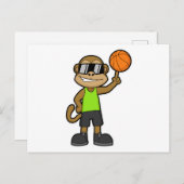 Affe als Basketballspieler mit Basketball Postkarte (Vorne/Hinten)
