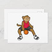 Affe als Basketballspieler mit Basketball Postkarte (Vorne/Hinten)