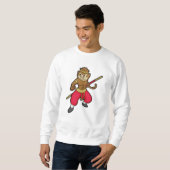 Affe als Krieger mit Stab & Headband Sweatshirt (Vorne ganz)