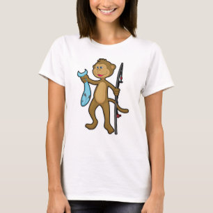 Affe beim Angeln mit Angelrute & Fisch T-Shirt
