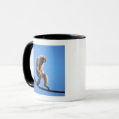 Affe, der auf Seil geht Tasse (Vorderseite Links)