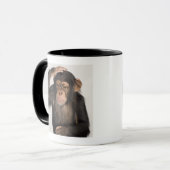 Affe, der seinen Kopf verkratzt Tasse (Vorderseite Links)