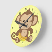Affe Junge mit Banane Runde Wanduhr (Winkel)