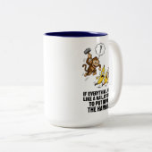 Affe mit Hammer Tasse (VorderseiteRechts)