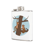 Affen klettern auf den Baumkolben Flachmann (Links)