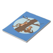 Affen klettern auf den Cartoon-Notizblock Notizblock (Rotiert)