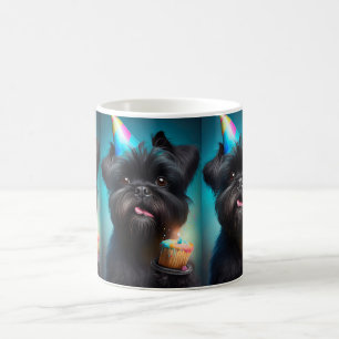 Affenpinscher feiert Geburtstags-Ballon-Torte Kaffeetasse