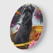 Affenpinscher Hund auf einem Paddle: Ein Landschaf Große Wanduhr (Winkel)