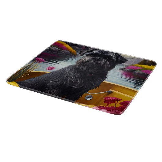 Affenpinscher Hund auf einem Paddle: Ein Landschaf Schneidebrett (Ecke)