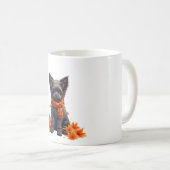 Affenpinscher mit Herbst-Blättern Kaffeetasse (VorderseiteRechts)