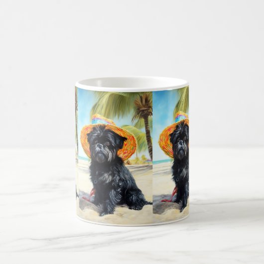 Affenpinscher on Beach, Sommergeschenk für Hundefr Kaffeetasse (Mittel)