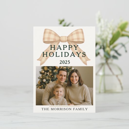 Affordable Christmas Plaid Photo Holiday Flat Card Einladung (Stehend Vorderseite)