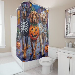 Afghan Hound Hunde beim Trick-or-Treat an Hallowee Duschvorhang