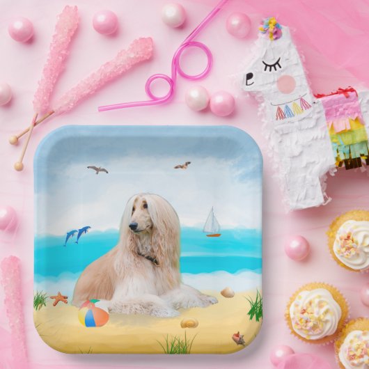 Afghanischer Hund am Strand Pappteller (Party)