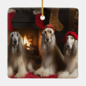 Afghanisches Hound am Feuerplatz Weihnachten Keramikornament (Rückseite)