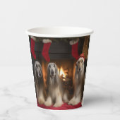 Afghanisches Hound am Feuerplatz Weihnachten Pappbecher (Vorderseite)