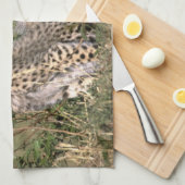 Africa; Kenia; Masai Mara; Three cheetah cubs Geschirrtuch (Viertel Falte)