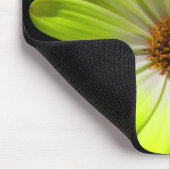 African Daisy Fluorescent Yellow Mousepad (Ecke)