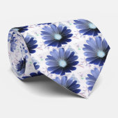 African Daisy Glows Blue Krawatte (Gerollt)