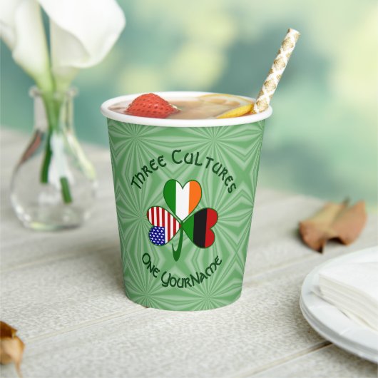 African Irish American Shamrock Personalized Text Pappbecher (In Situ)