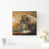 AFRICAN LION WAITING FOR THE HUNT QUADRATISCHE WANDUHR (Zuhause)