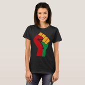 African Rising Hand Fist Black History Month BLM A T-Shirt (Vorne ganz)
