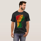 African Rising Hand Fist Black History Month BLM A T-Shirt (Vorne ganz)