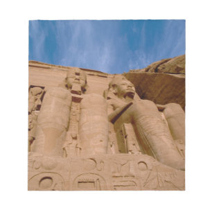 Afrika, Ägypten, Abu Simbel, Ramses II. und Notizblock
