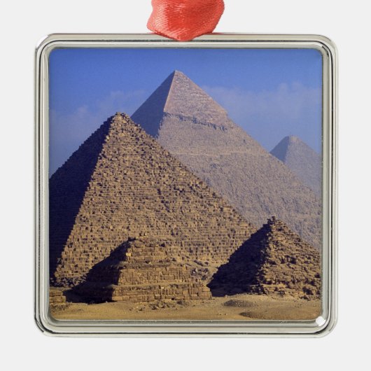 Afrika, Ägypten, Kairo, Gizeh. Pyramiden Ornament Aus Metall (Vorne)