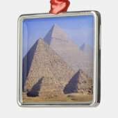 Afrika, Ägypten, Kairo, Gizeh. Pyramiden Ornament Aus Metall (Links)