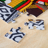 Afrika, Angola, Benguela. Farbige Blüten Puzzle (Seite)