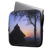 Afrika, Äthiopien, Omo-Flussgebiet, Sunset over Laptopschutzhülle (Vorderseite Links)