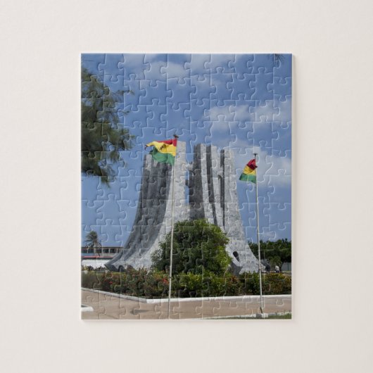 Afrika, Ghana, Accra. Nkrumah Mausoleum, finale 3 Puzzle (Vertikal)