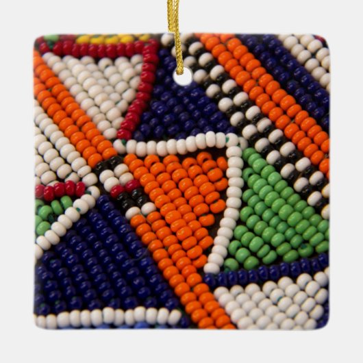 Afrika, Kenia. Maasai-Tribal Keramikornament (Vorderseite)