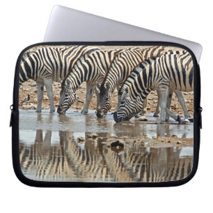 Afrika, Namibia, Etosha NP. Steppenzebra Laptopschutzhülle
