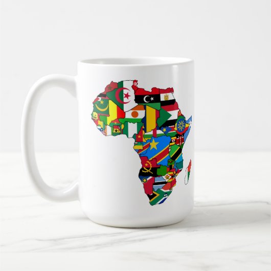 Afrika ruft die Länderflaggen der Kontinentalkarte Kaffeetasse (Links)