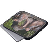Afrika. Tansania Hippopotamus sparring Laptopschutzhülle (Vorne Knopf)