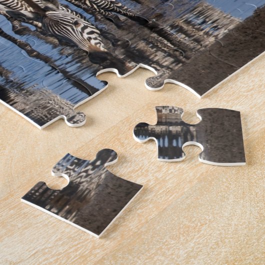 Afrika. Tansania Zebras trinken in Ndutu Puzzle (Seite)