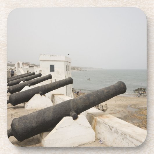 Afrika, Westafrika, Ghana, Elmina. Kanonen schütze Untersetzer (Vorderseite)