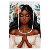 Afrikanisch-amerikanische Frau beten Mittlere Geschenktüte (Rückseite)