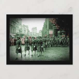 Afrikanisch-amerikanische Frauen marschieren Postkarte