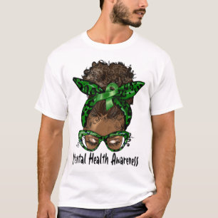 Afrikanische Amerikanerin schwarze Frau im Bewusst T-Shirt