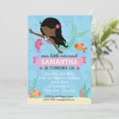 Afrikanische Amerikanische Mermaid Birthday Party Einladung (Stehend Vorderseite)