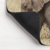 Afrikanische Baby Elephant mit Mutter Mousepad (Ecke)