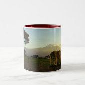 Afrikanische Elefantenreihe Zweifarbige Tasse (Mittel)