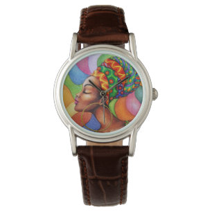 Afrikanische Frau mit traditionellem Wachs Armbanduhr