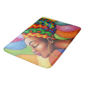 Afrikanische Frau mit traditionellem Wachs Badematte (Schrägansicht)