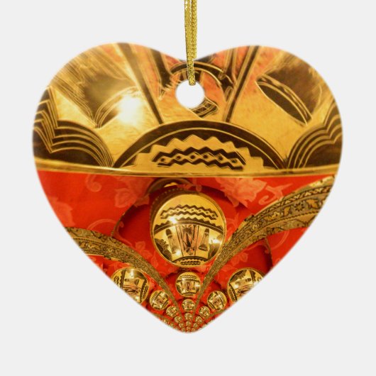 Afrikanische Kulturkunst: Rich Golden Red Design Keramikornament (Vorne)
