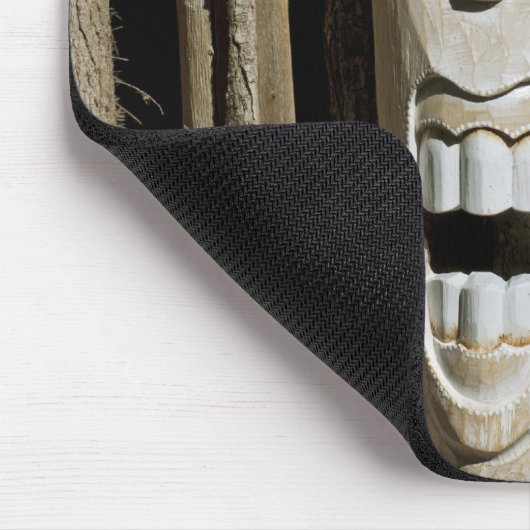 Afrikanische Maske Mousepad (Ecke)